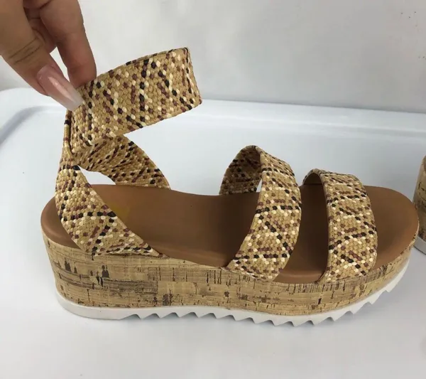Classic platform heels Tan Size 7 - Image 3