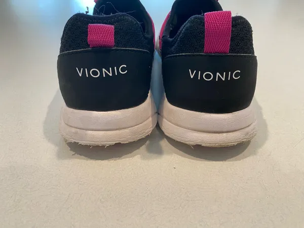 Women’s Vionic Zeliya Black Sneakers Size 11 - Image 3