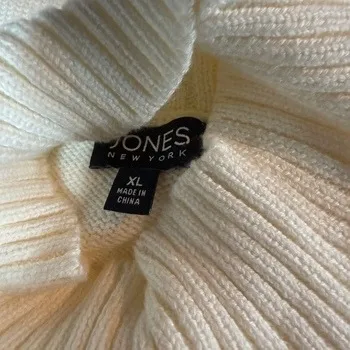 Jones New York XL Cream Turtleneck Sweater - Image 3