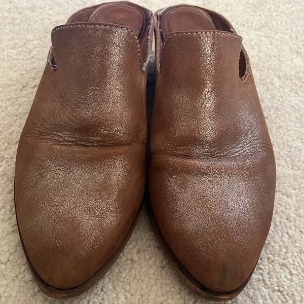 Frye • ray artisan metallic leather mules sz 7 - Image 7