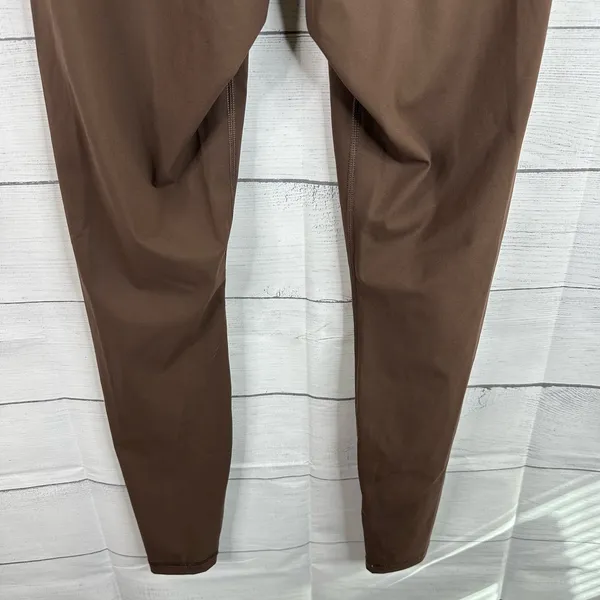 Everlane Womens size Medium Perform Ankle Leggings Brown - Image 6