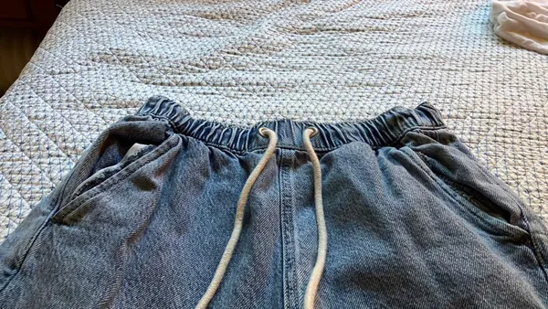 Blue Jeans REWASH Women’s - Image 4