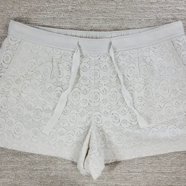 Ann Taylor LOFT Lace Shorts Womens 12 White Loose Elastic Waist Resort Vacation - Image 6
