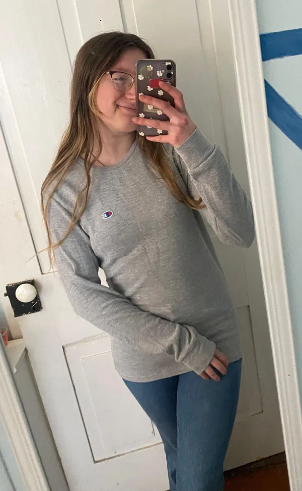 gray long sleeve shirt - Image 2
