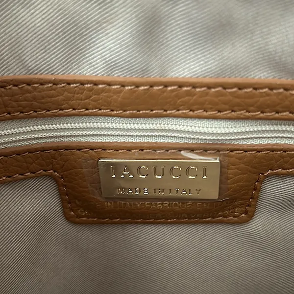 Iacucci Italy Luxurious Caramel Brown Pebbled Leather Handbag Purse 🌸🌸 - Image 9