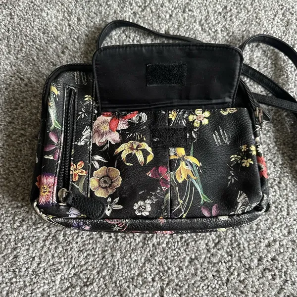 Beautiful Black Floral Print Multi Sac Crossbody Purse‎ Bag So Many Pockets! - Image 9