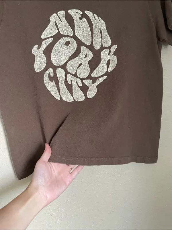 Brandy Melville John Galt New York Graphic T Shirt Tee One Size Brown - Image 8