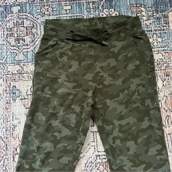 Lululemon Ready to Rulu Jogger 29" Heritage Camo Dark Olive Green Twill Size 6 - Image 7