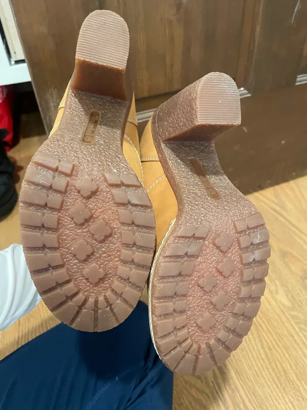 Timberland Women’s Boots - Image 6