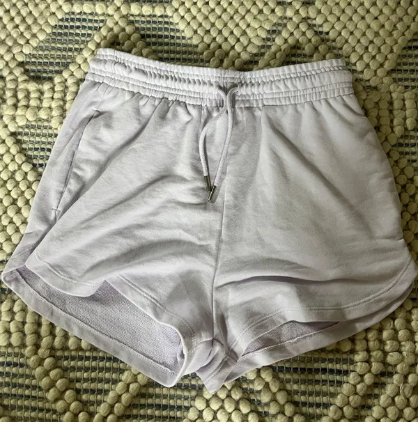 H&M Purple Sweatshorts - Image 3
