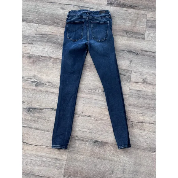 Abercrombie and Fitch super high rise super skinny jeans, denim‎ size 26 size 2 - Image 4