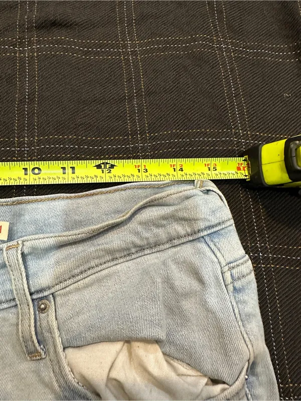 Levi's Light Blue High Rise Straight Jeans - Image 5