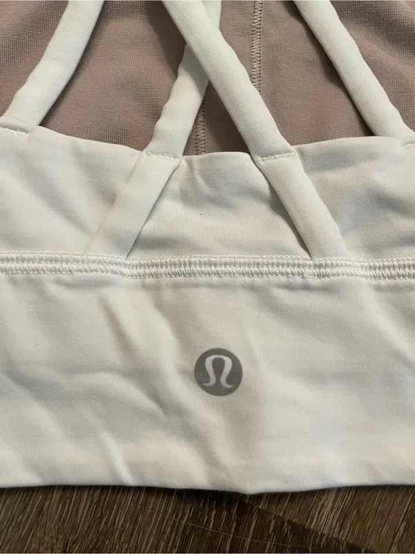 lululemon white Energy Longline Bra Cross-Back Sports Bralette Size 4 - Image 3