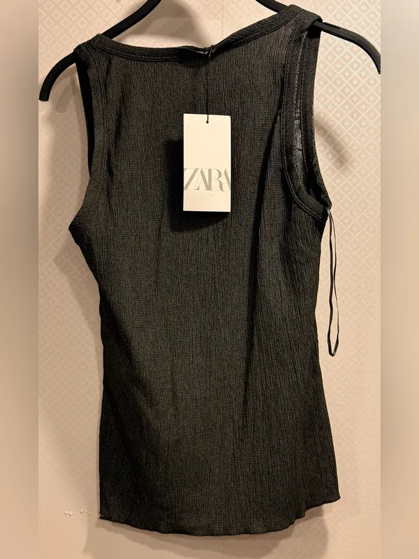 NWT Zara Black Sheer Ribbed Scoop Summer Lightweight Tank Size M - Image 2