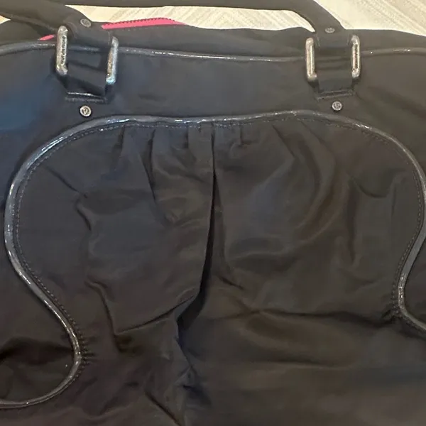 Lululemon Navy Blue with Hot Pink Trim Gym/Bowling Bag - Image 4