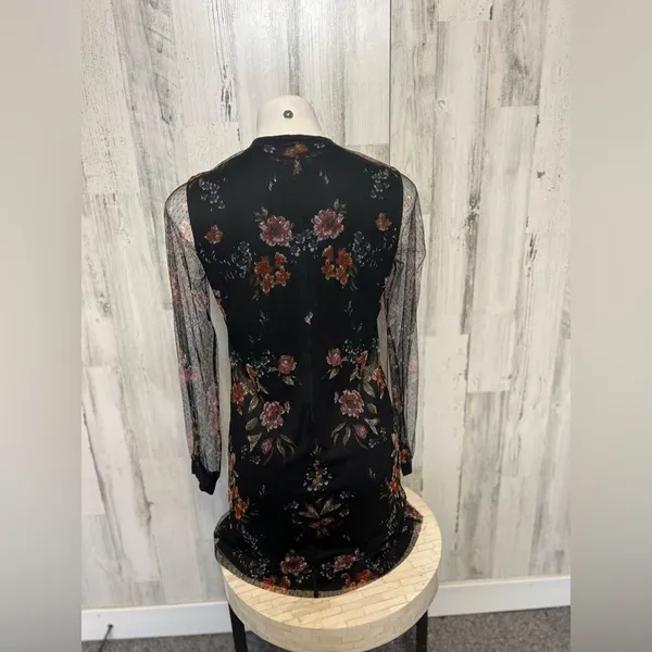 Floral Mesh Sleeve Top Medium Black Sheer Long Sleeve Blouse Lightweight - Image 3
