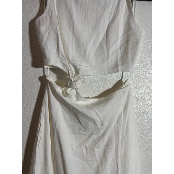 Sky to Moon NWOT Size S White Sleeveless Crop Top & Slit-Front Midi Skirt Outfit - Image 3