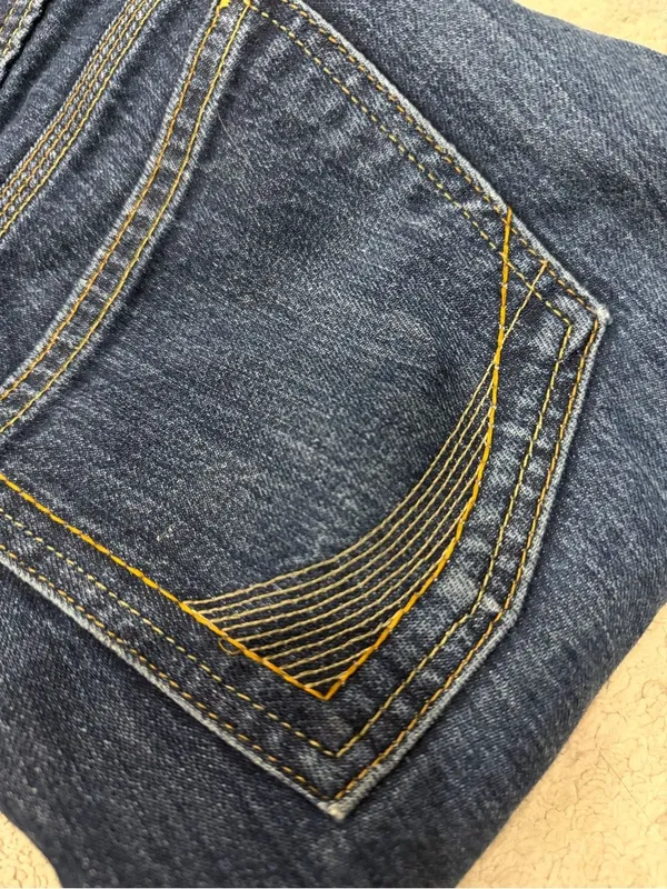 Y2K Old Navy Special Edition Low Rise Jeans 8 Long Fall 2006 Bootcut - Image 4