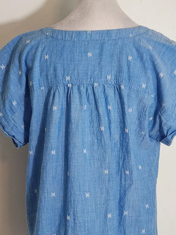 LOFT Blue Chambray Button Up Blouse Size Medium - Image 4