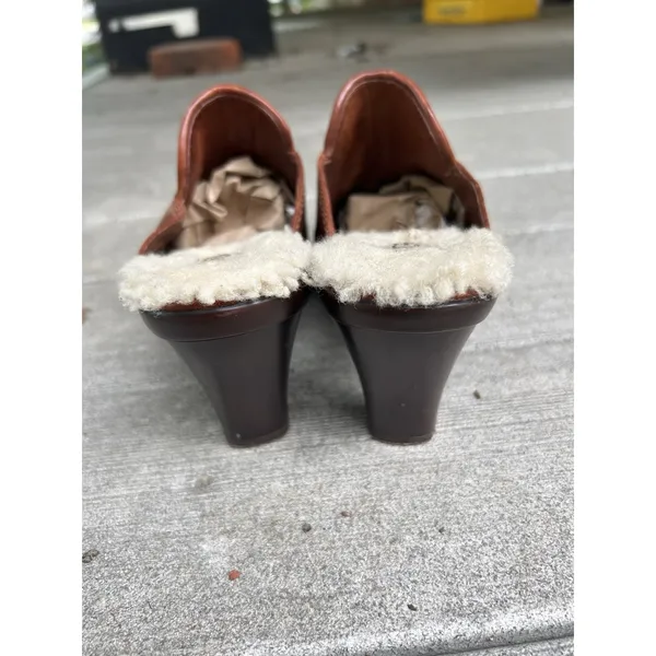 UGG‎ Australia 5564 Woven Leather Shearling Lined Heeled Mules Brown Womens 8.5 - Image 6