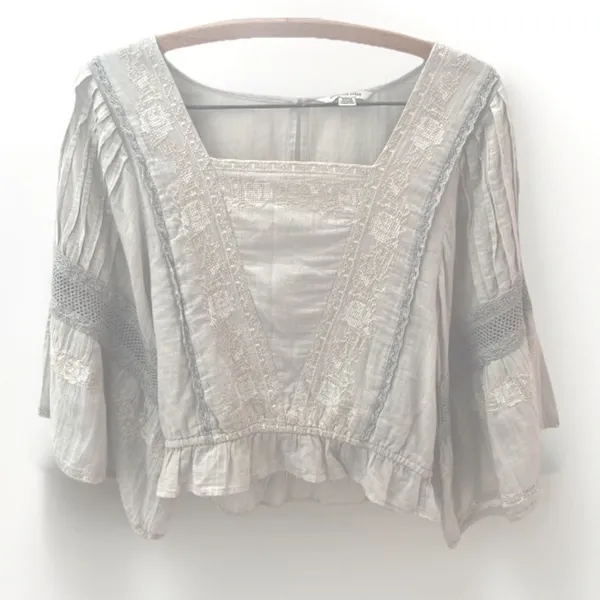 American Eagle Embroidered Bell Sleeve Blouse Womens S Boho Cottagecore Renfair - Image 3