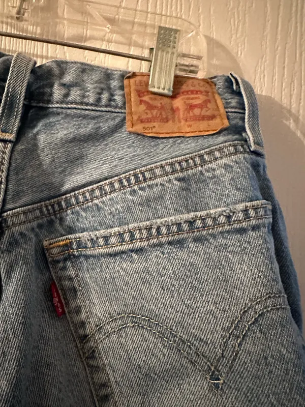 Levi’s Shorts - Image 3