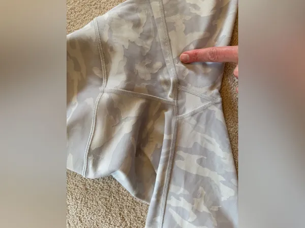 Lululemon Align Super High Rise Camo Bike Shorts Gray Size 4‎ - Image 5