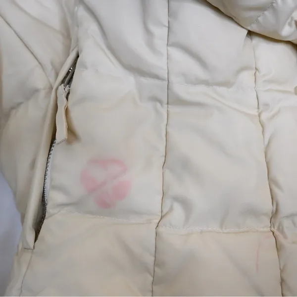 GAP Women's XS Vintage Cream Puffer Jacket - Image 7