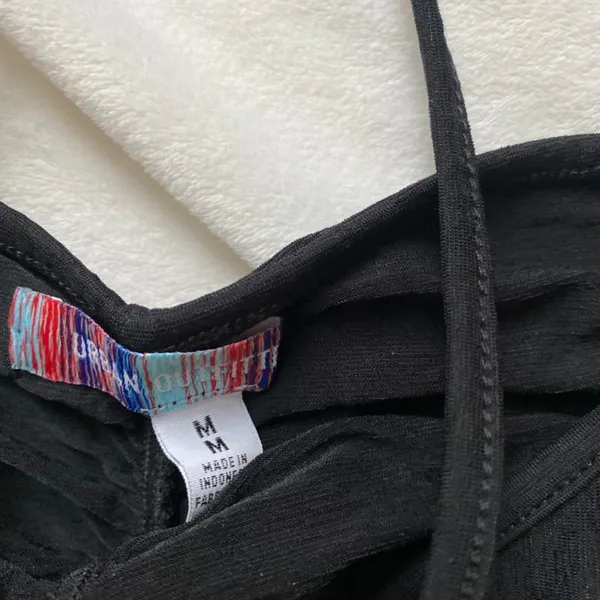 Black Urban Outfitters tank top, size medium - Image 4