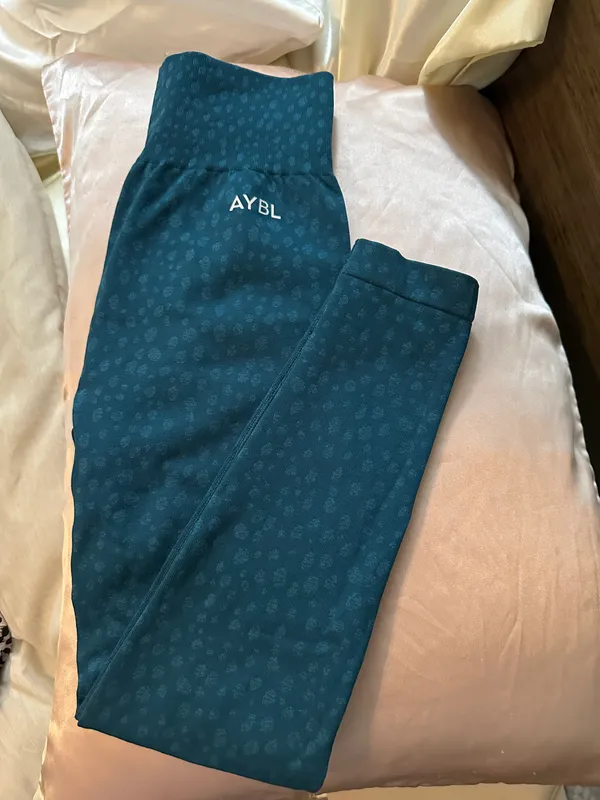 Abyl Leggings  - Image 3