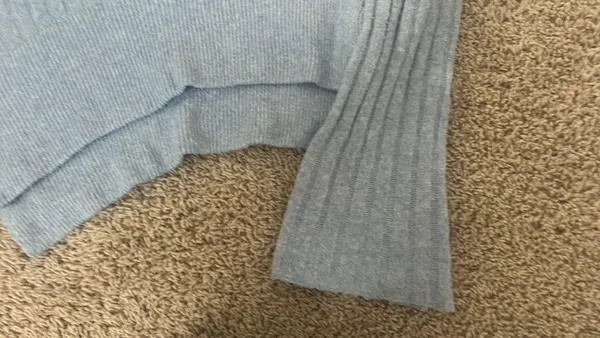 Urban Outfitters Cropped Sweater - Image 2
