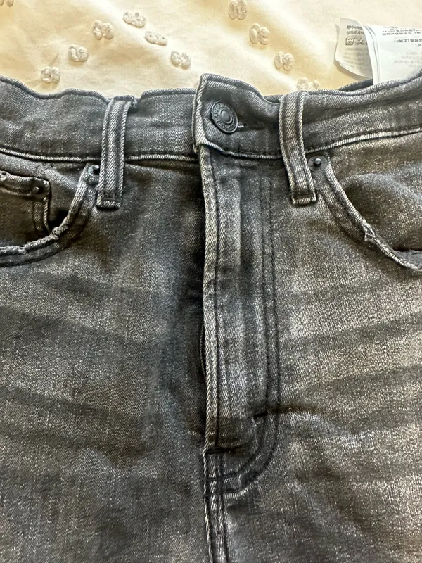 Abercrombie and Fitch Curve Love Shorts - Image 5