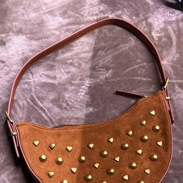 Aerie Tan Suede Heart-Studded Shoulder Bag - Image 4