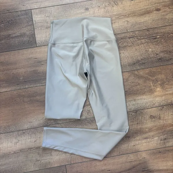 Alo Yoga High Waist Airlift Leggings Light Brown Sz S 28" Inseam Activewear Yoga - Image 4