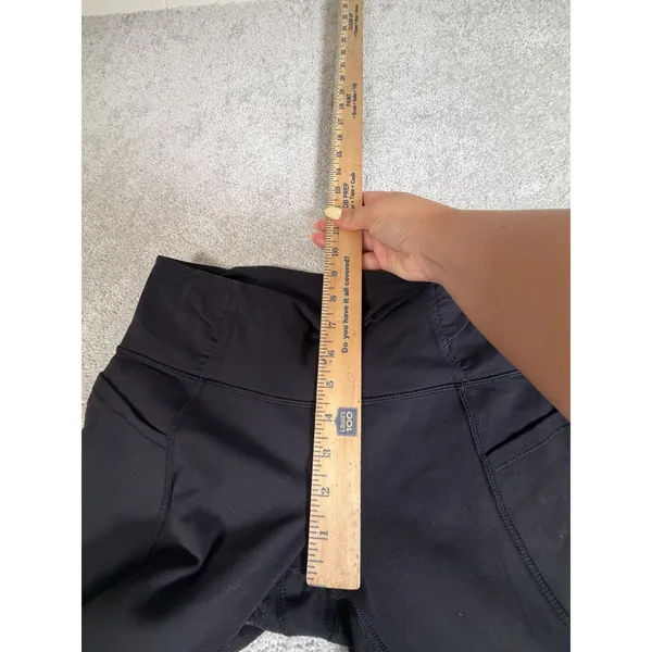lululemon black leggings Size 8 ruched 25in Pockets - Image 9