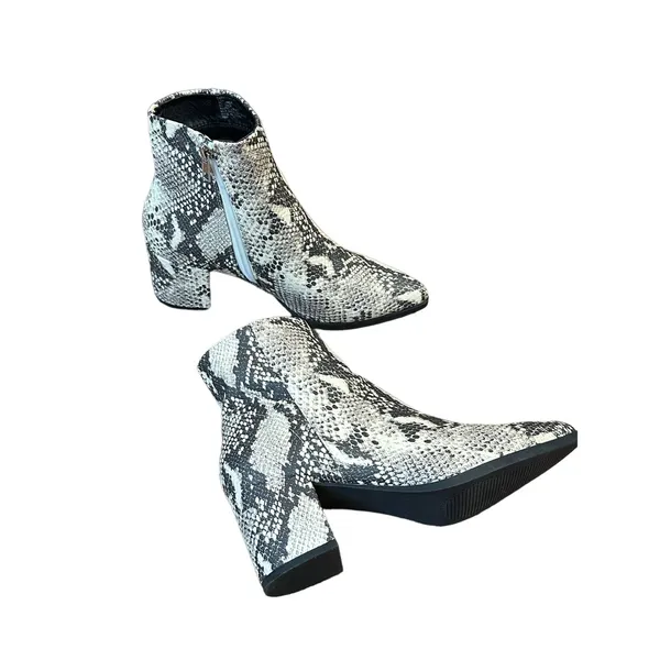 Madden Girl Dafnii Snake Print Ankle Boots 7.5M Pointed Toe Block Heel Side Zip - Image 10