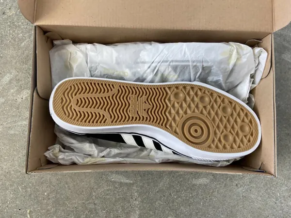 Adidas ADI-EASE Skate Sneakers -Mens Sz 7/Womens Sz 8 - Image 2