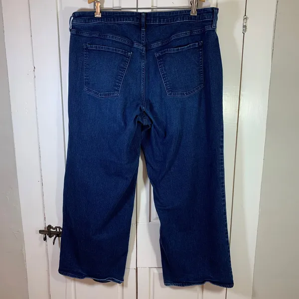 Old Navy High Rise WOW Wide‎ Leg Jeans Dark Wash Size 20 Minimal Casual Everyday - Image 2