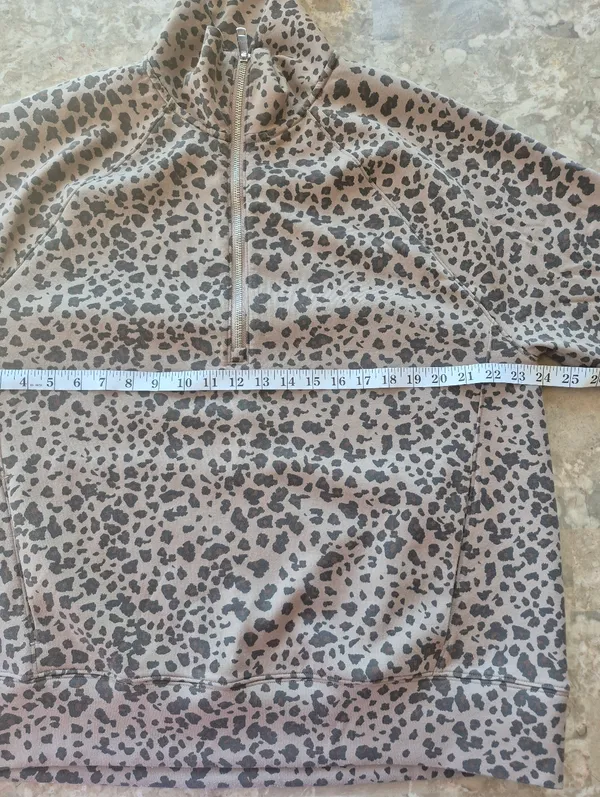 Abercrombie YPB Cheetah Print Half-Zip Pullover - Brown and Black Large - Image 5