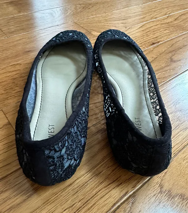 Nine West Black  Lace Ballet Flats - Image 2