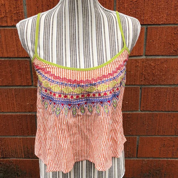 💜Striped embroidered crop top Size XS - Image 3