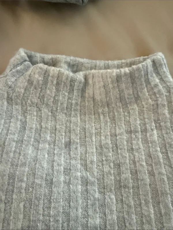 LOFT Light Gray Ribbed Turtleneck Sweater - Image 5