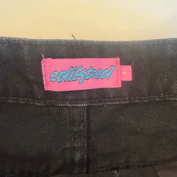 Edikted Mini Skirt - Image 3