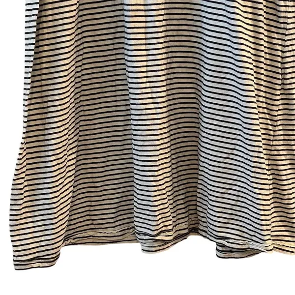 Divided Women's Size 12 Black &‎ White Striped Short Sleeve Dress - Image 3