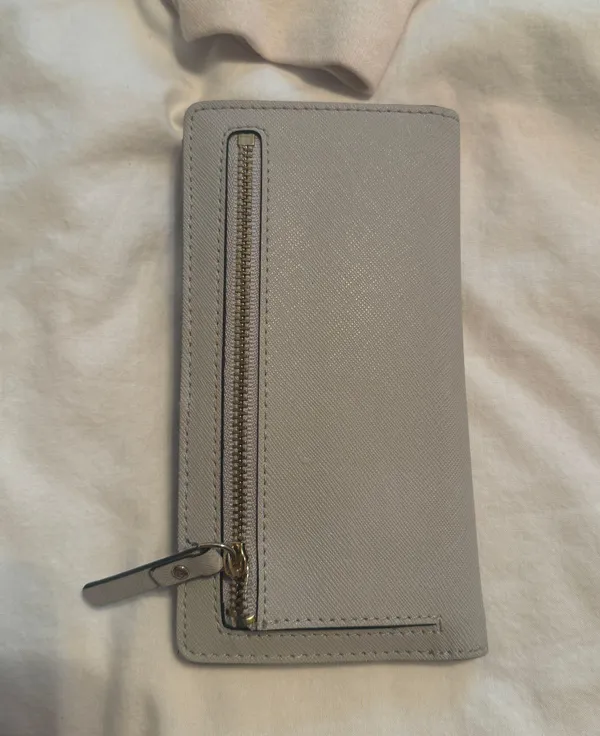 Kate Spade Wallet - Image 3