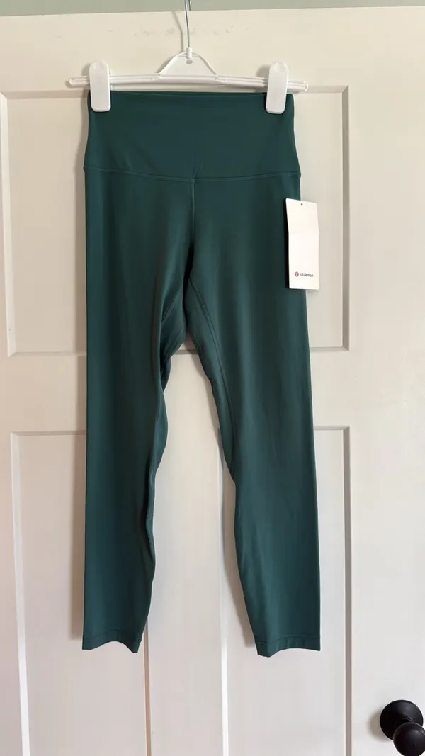 Lululemon Size 6 Align HR 25” Leggings - Image 3