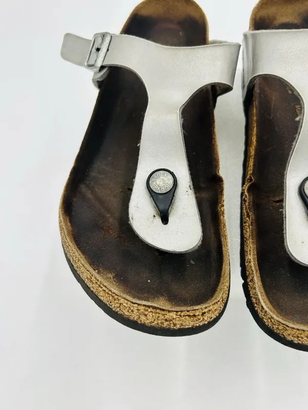 Birkenstock Gizeh Silver Metallic Thong Sandals Womens EUR 39 US 8-8.5 Regular - Image 3