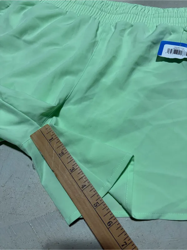 Columbia NWT Light Green Athletic Shorts active fit small - Image 6