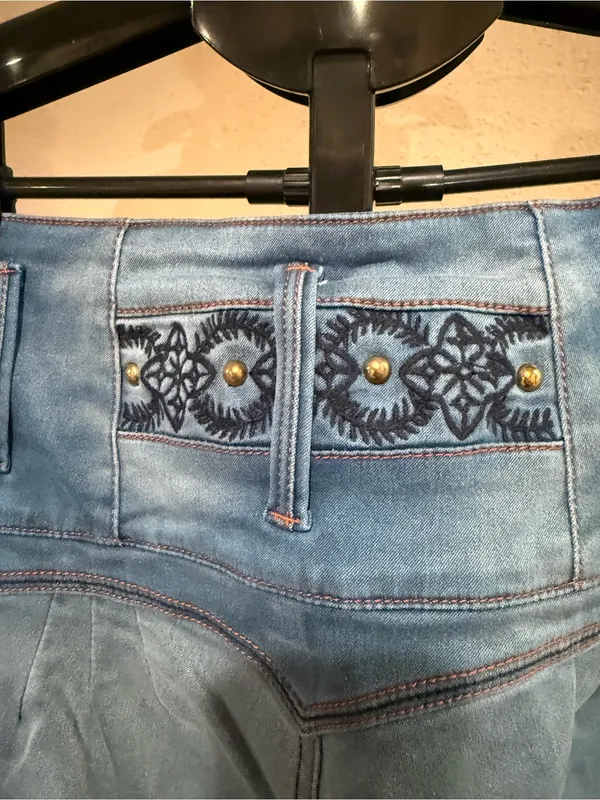 Colombian High Waist Butt Lift Jeans - Image 3