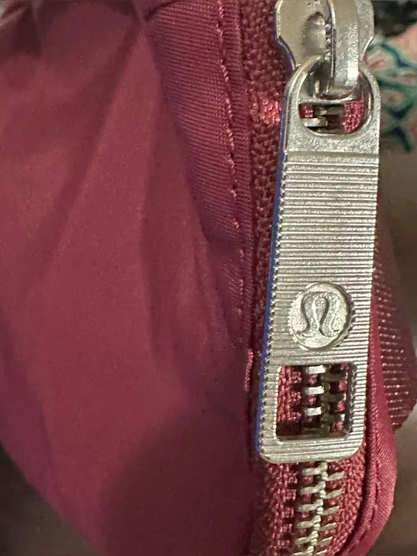 Lululemon Wear Everywhere Belt Bag 1L Burgundy maroon - Image 6